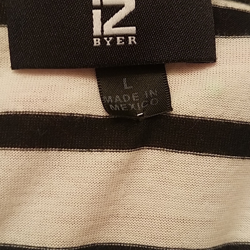 Large striped top - Picture 4 of 4